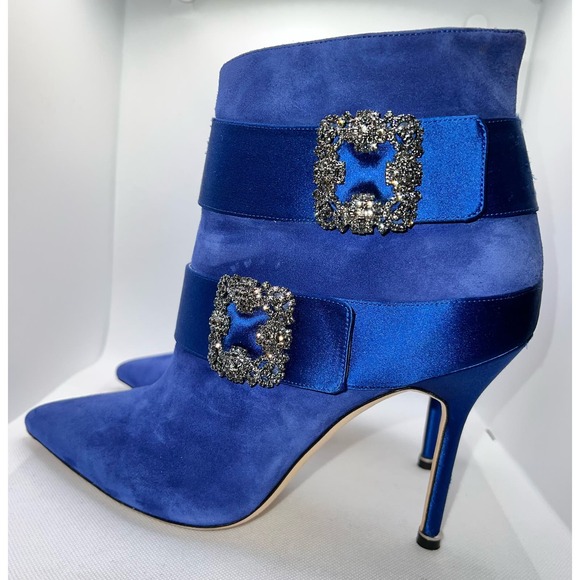 Manolo Blahnik Hangisi Blue Suede Ankle Bootie EU40 - Picture 5 of 13